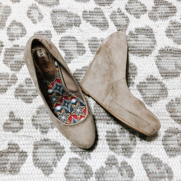 Madden Girl Platform Wedges - Picture 4 of 4